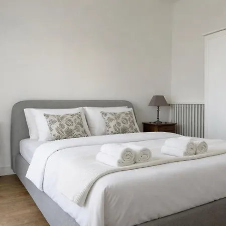 Дом отдыха Belle Maison Familiale 8 Couchages Les Roses *